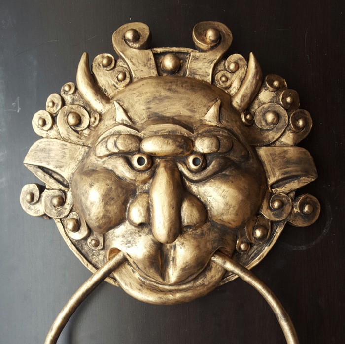 80 S Kids You Need These Labyrinth Door Knockers Like Now