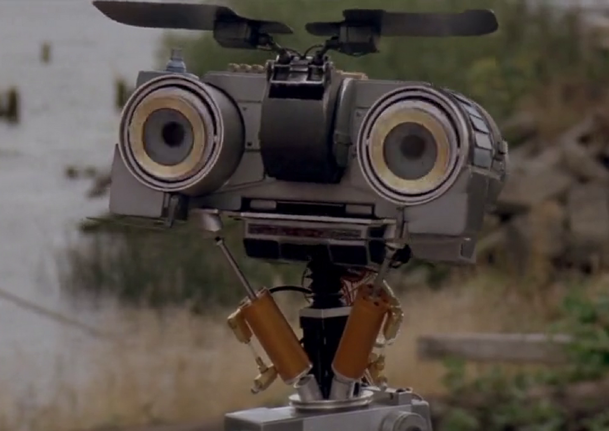 Номер 5 старый. Робот Джонни короткое замыкание 1986. Short circuit Johnny 5 робот.