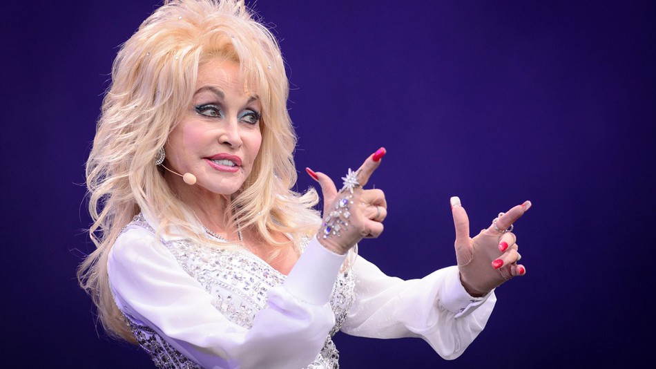 Without Dolly Parton, One Of The Most Iconic '90s Shows Would Never