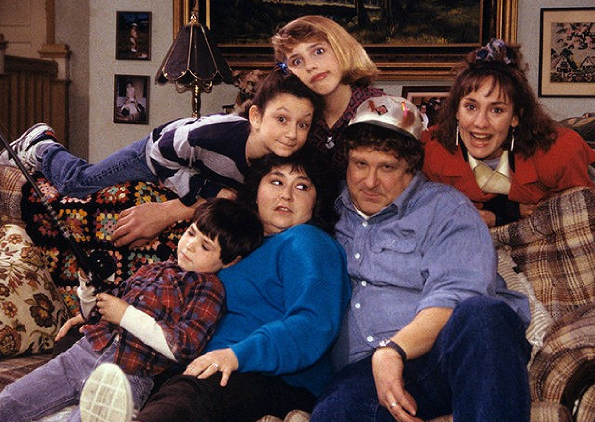 Roseanne Cast Shares Photos From The Set Of The Reunion And We're ...