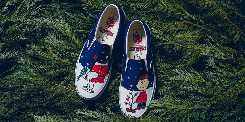 snoopy christmas shoes