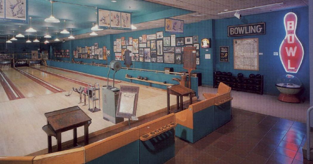 Vintage Pictures From Old Bowling Alleys That'll Strike You Right In