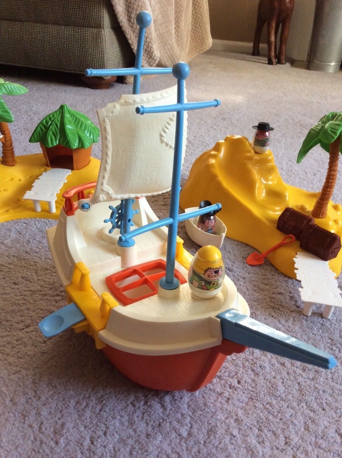weebles pirate ship